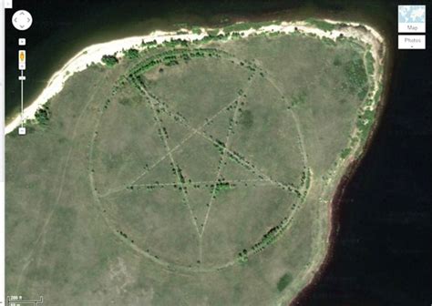 creepy kazakhstan pentagram.